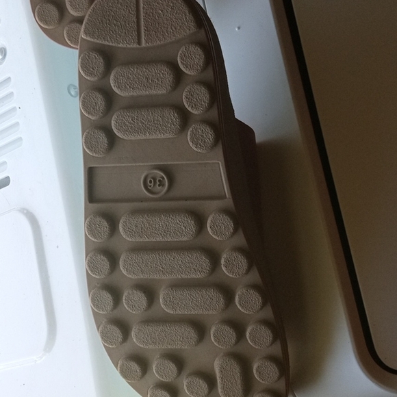 Fantasy sandals red  size 6 - Picture 4 of 7